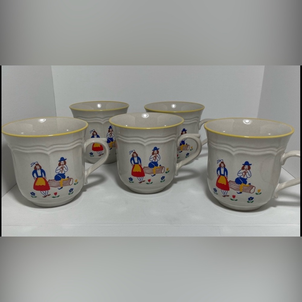5 Pieces- Vintage Newcor Stoneware- Tea Cup Set-